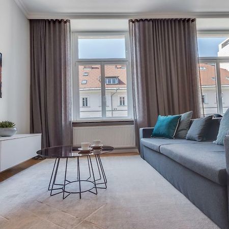 Fine Two Bedroom Trdinova Apartment リュブリャナ エクステリア 写真