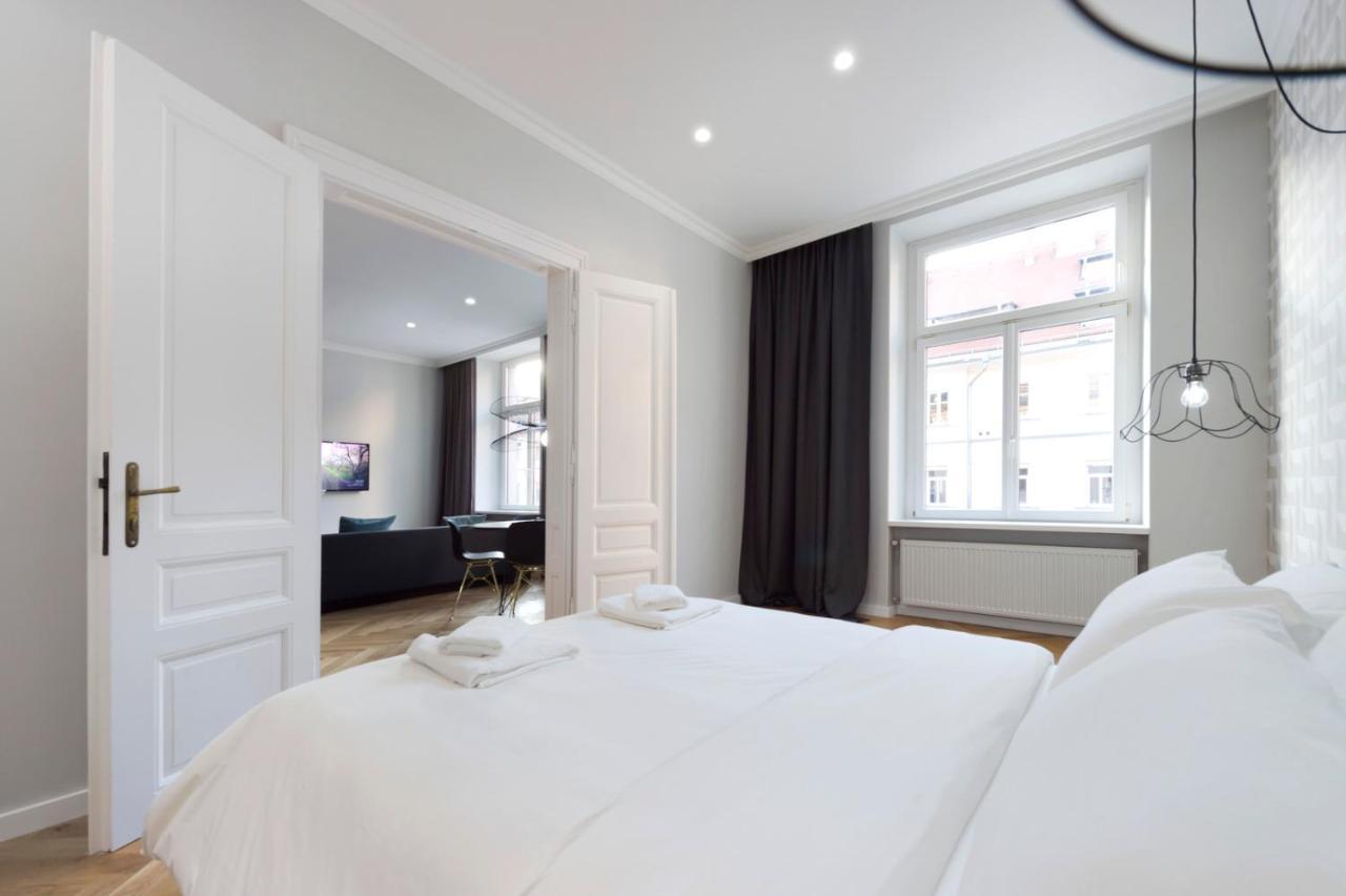 Fine Two Bedroom Trdinova Apartment リュブリャナ エクステリア 写真