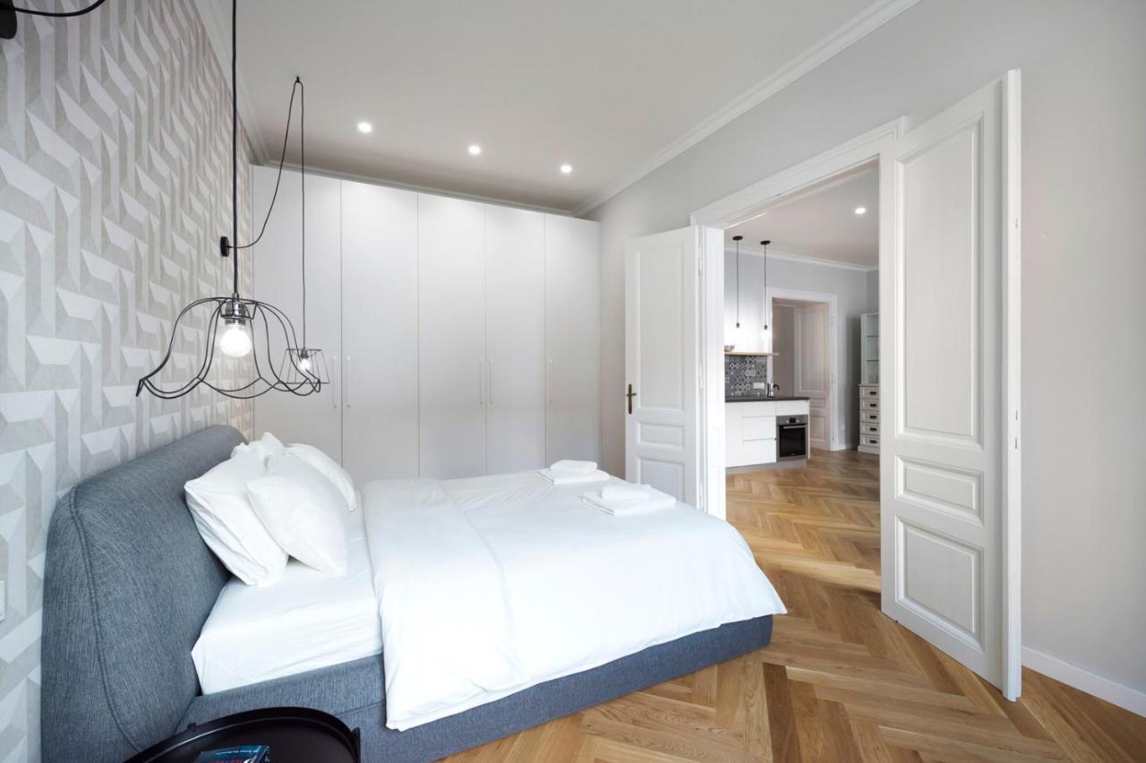 Fine Two Bedroom Trdinova Apartment リュブリャナ エクステリア 写真