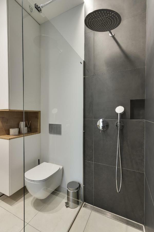 Fine Two Bedroom Trdinova Apartment リュブリャナ エクステリア 写真