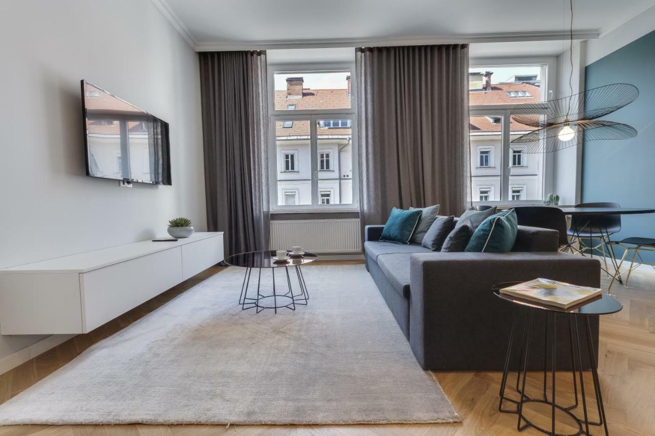 Fine Two Bedroom Trdinova Apartment リュブリャナ エクステリア 写真