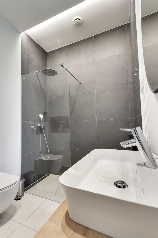 Fine Two Bedroom Trdinova Apartment リュブリャナ エクステリア 写真