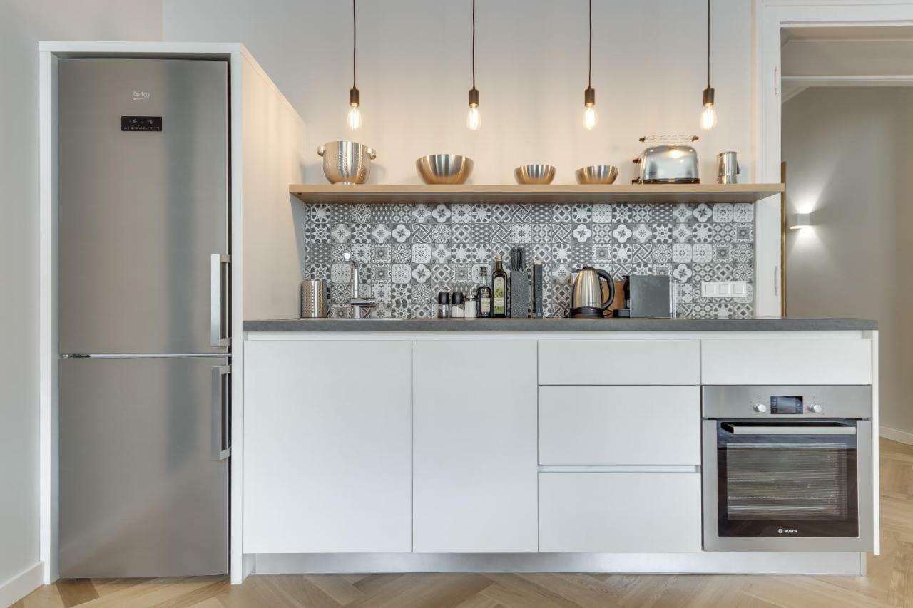 Fine Two Bedroom Trdinova Apartment リュブリャナ エクステリア 写真