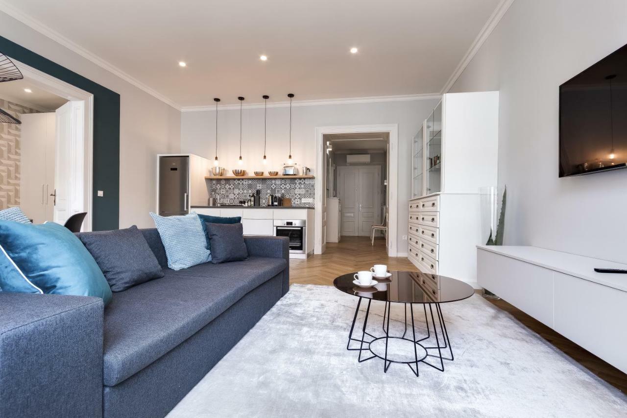 Fine Two Bedroom Trdinova Apartment リュブリャナ エクステリア 写真