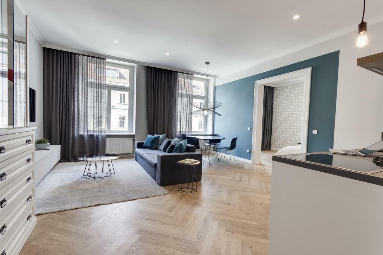 Fine Two Bedroom Trdinova Apartment リュブリャナ エクステリア 写真